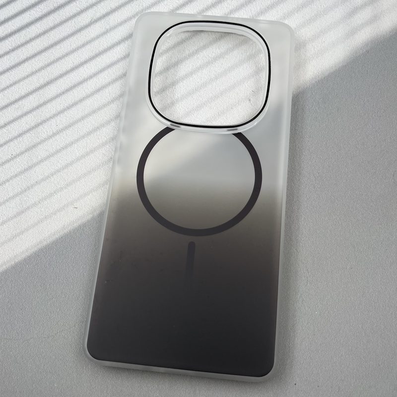 قاب گوشی Redmi Note 14 Pro 4G شیائومی مات PC CASE طرح مگ سیف Magsafe طیفی مشکی کد 18654 - Image 2