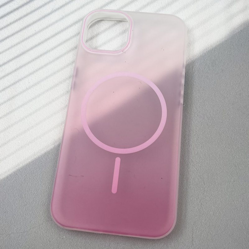 قاب گوشی iPhone 13 / Iphone 14 آیفون مات PC CASE طرح مگ سیف Magsafe طیفی سرخابی کد 41199 - Image 2