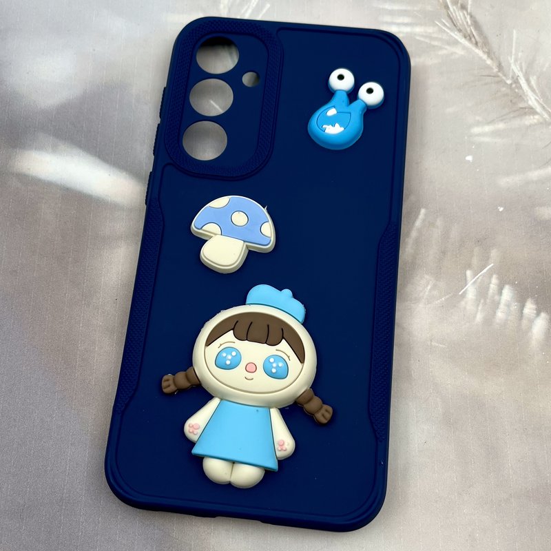 قاب گوشی Galaxy S23 FE سامسونگ Pinhole Case عروسکی لنز برجسته سیلیکونی طرح دختر محافظ لنز دار کد 55320 - Image 2