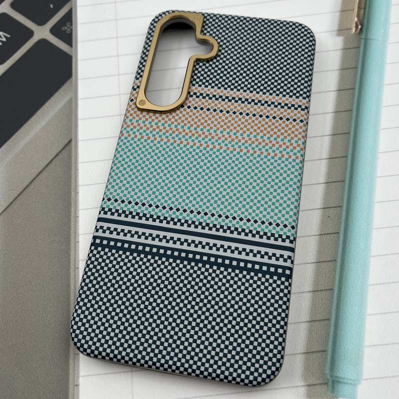 قاب گوشی Galaxy S24 FE سامسونگ PROTECTION CASE سیلیکونی طرح کربن رنگی داخل پارچه ای Gold Lense آبی تیتانیوم کد 66553 - Image 2