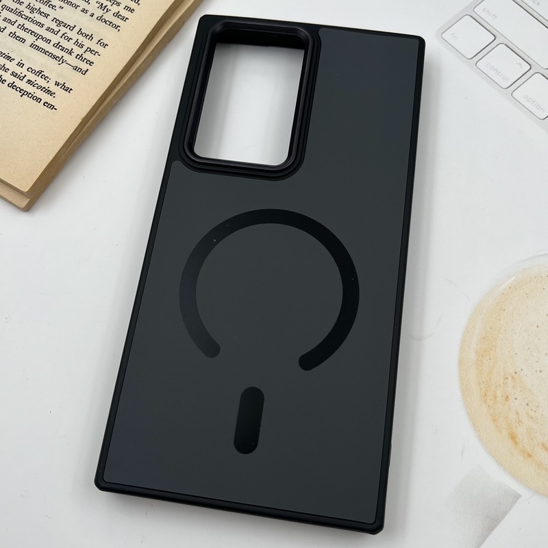 قاب گوشی Galaxy S23 Ultra سامسونگ Creative Case سیلیکونی پاک کنی مگ سیف اورجینال لنز متال مشکی کد 75647 - Image 2