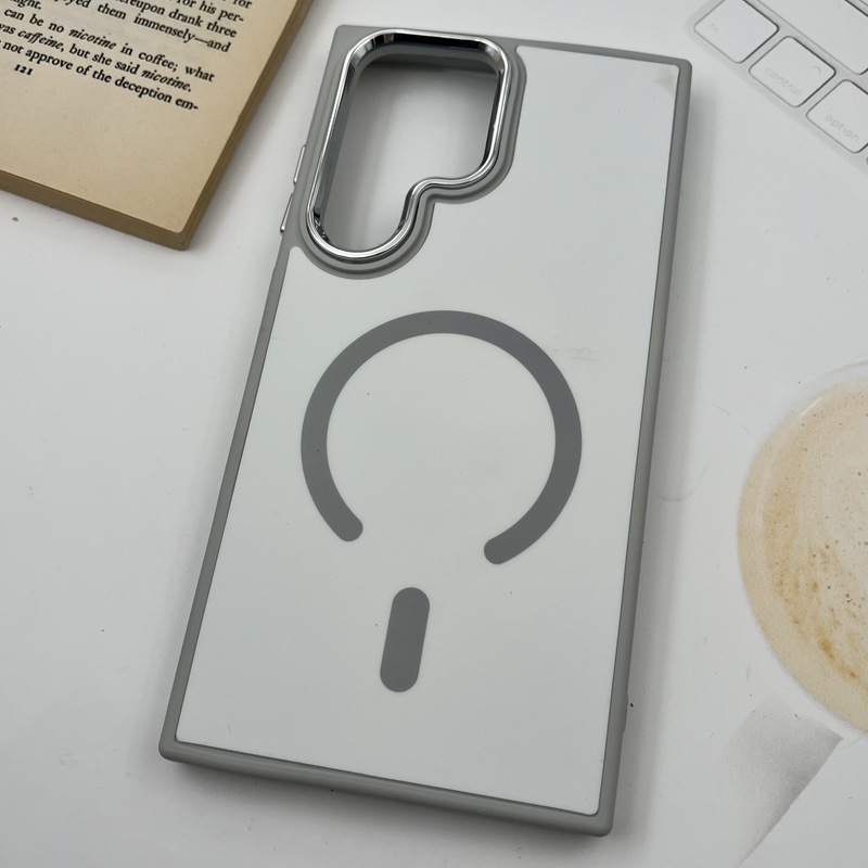 قاب گوشی Galaxy S24 Ultra سامسونگ Creative Case سیلیکونی پاک کنی مگ سیف اورجینال لنز متال سفید کد 81455 - Image 2