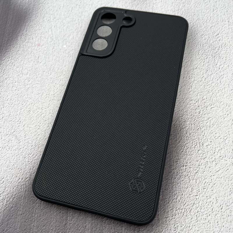 قاب گوشی Galaxy S21 FE سامسونگ نیلکین NILLKIN سوزنی چرمی محافظ لنز دار مشکی کد 83342 - Image 2