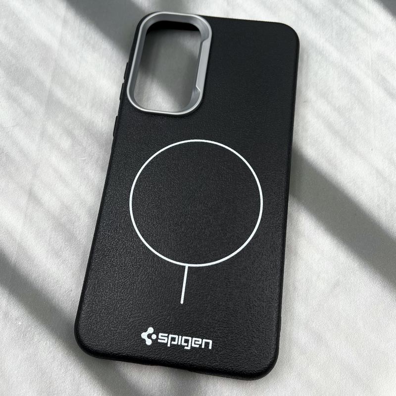قاب گوشی Galaxy A55 سامسونگ Spigen Case سیلیکونی طرح مگ سیف Magsafe لنز کروم مشکی کد 21330 - Image 2