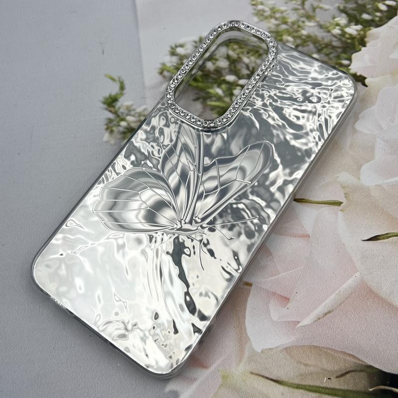 قاب گوشی Galaxy S23 FE سامسونگ Silver Butterfly لنز برجسته نگین دار لاکچری نقره ای کد 40320 - Image 2