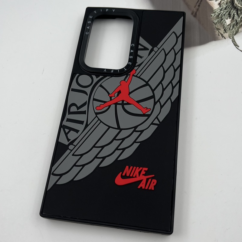 قاب گوشی Galaxy S23 Ultra سامسونگ سیلیکونی CASETIFY طرح برجسته جردن مشکی کد 511013 - Image 2