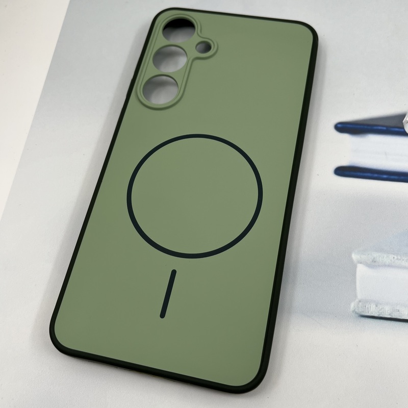 قاب گوشی Galaxy S24 FE سامسونگ سیلیکونی Soft Case پاستلی طرح مگ سیف Magsafe محافظ لنز دار سبز روشن کد 67849 - Image 2