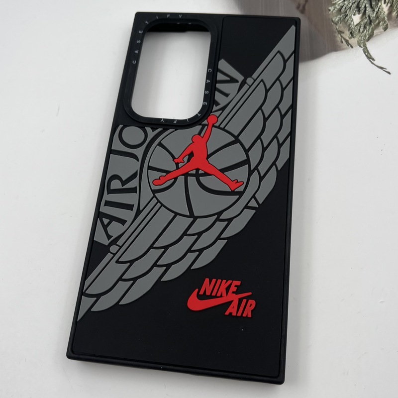 قاب گوشی Galaxy S24 Ultra سامسونگ سیلیکونی CASETIFY طرح برجسته جردن مشکی کد 776363 - Image 2