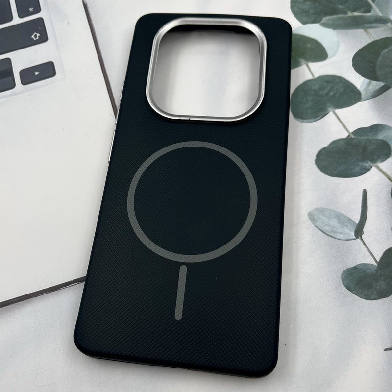 قاب گوشی Redmi Note 14 Pro 4G شیائومی Silicon Case سیلیکونی طرح مگ سیف Magsafe لنز کروم سوزنی مشکی کد 97966 - Image 2
