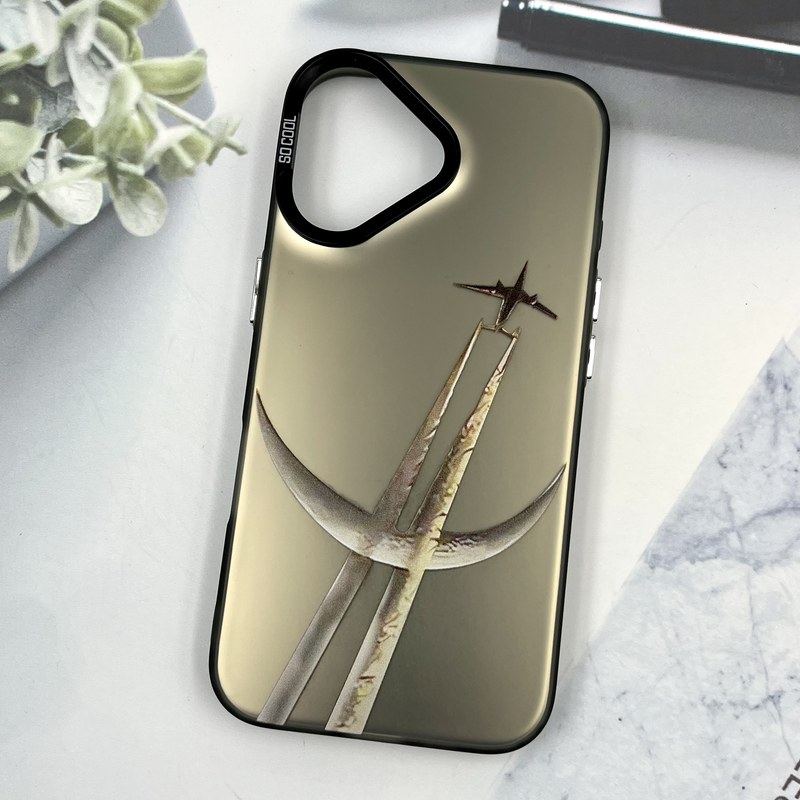 قاب گوشی iPhone 16 آیفون New So Cool اورجینال کروم لنز برجسته طرح Moon Fly کد 678238 - Image 2