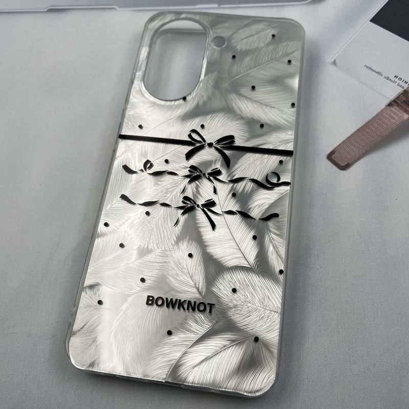 قاب گوشی Redmi A5 / Poco C71 شیائومی Penna Case پر نقره ای اکلیلی لاکچری اسپرت طرح پاپیون کد 752615 - Image 2