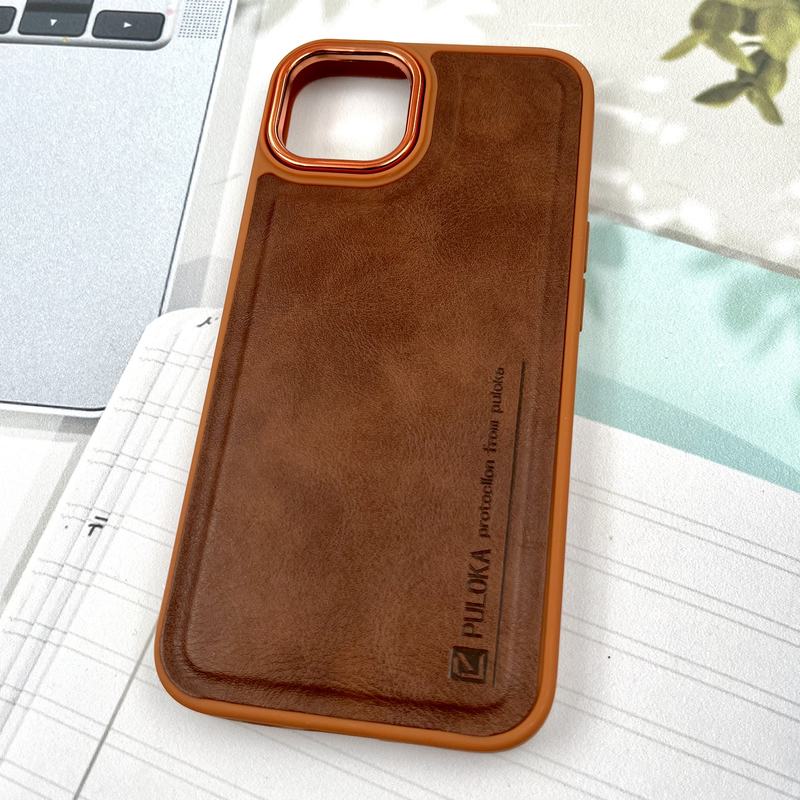 قاب گوشی iPhone 13 / Iphone 14 آیفون چرم Puloka Design اورجینال داخل پارچه ای لنز Metal عسلی کد 118239 - Image 2