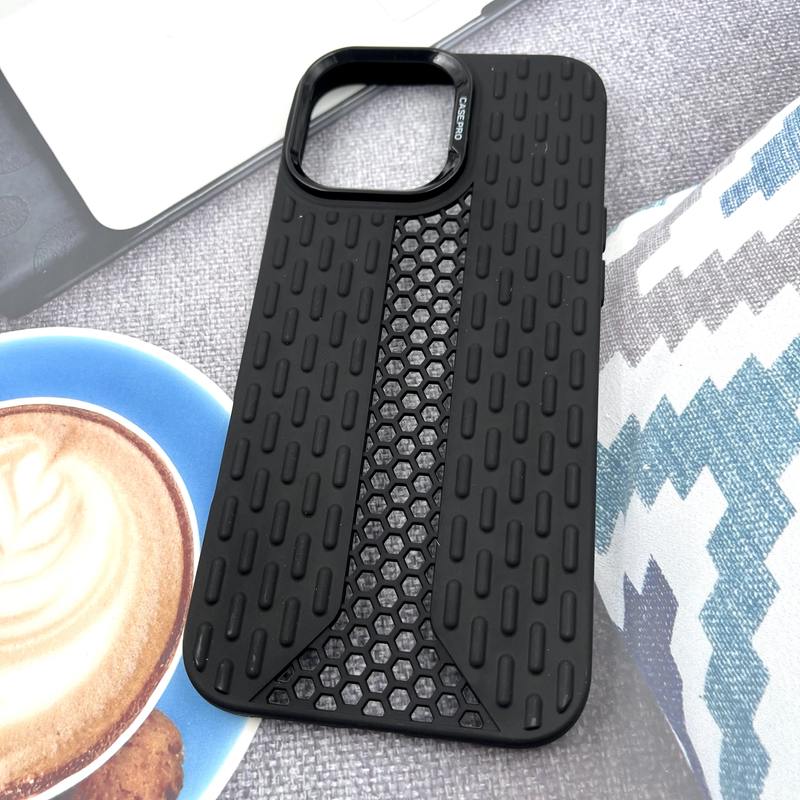 قاب گوشی iPhone 16 Pro Max آیفون Honeycomb Case سیلیکونی طرح کندویی لنز برجسته ضد ضربه مشکی کد 146960 - Image 2
