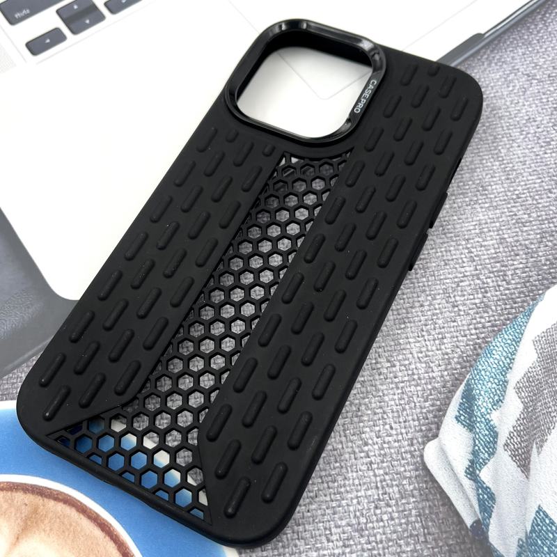 قاب گوشی iPhone 13 Pro آیفون Honeycomb Case سیلیکونی طرح کندویی لنز برجسته ضد ضربه مشکی کد 212012 - Image 2