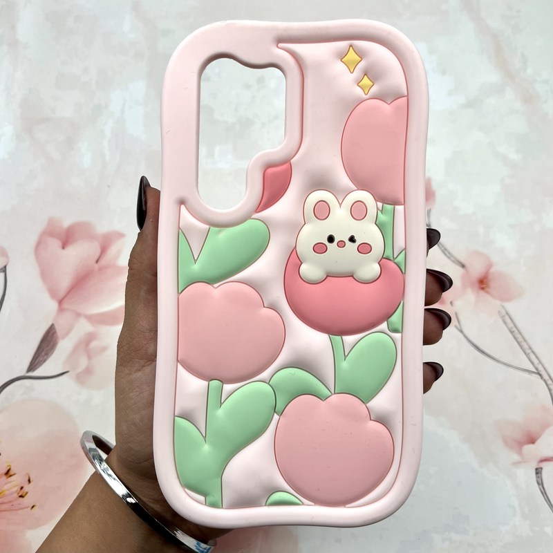 قاب گوشی Galaxy S25 Ultra سامسونگ سیلیکونی پاک کنی اورجینال عروسکی برجسته گل و خرگوش کد 310623