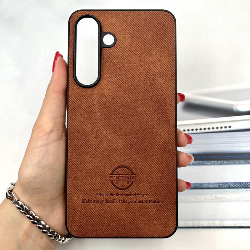 قاب گوشی Galaxy S25 FE سامسونگ Cotton Case مخمل چرمی Hand Made کلاسیک عسلی کد 599144