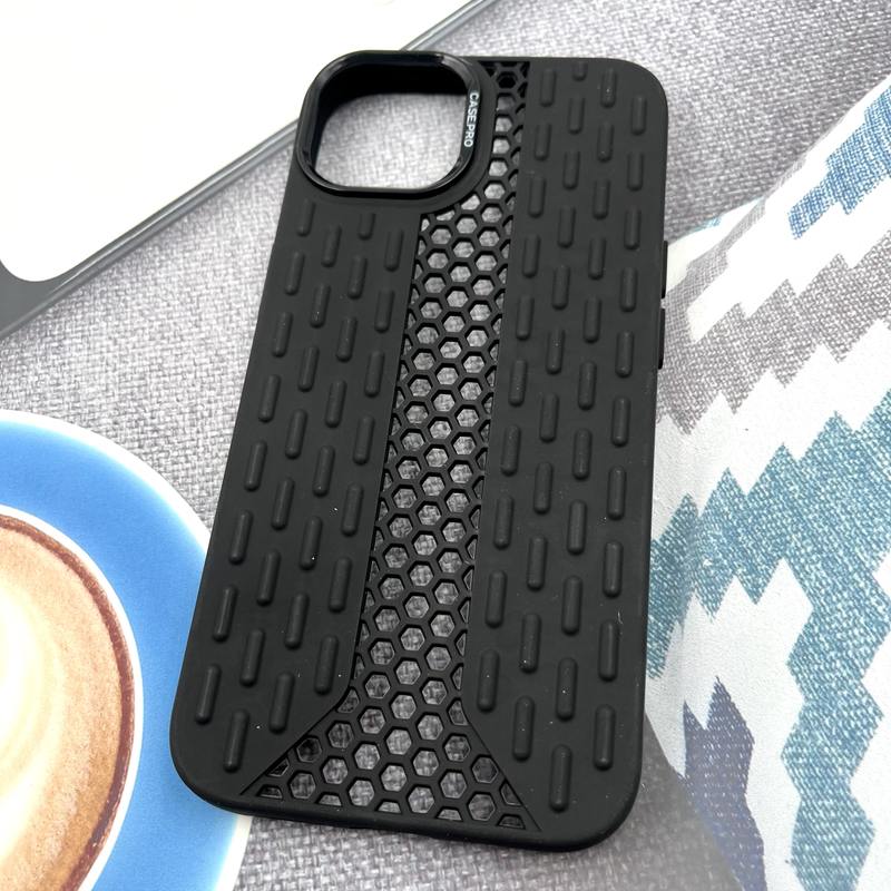 قاب گوشی iPhone 13 / iphone 14 آیفون Honeycomb Case سیلیکونی طرح کندویی لنز برجسته ضد ضربه مشکی کد 610847 - Image 2