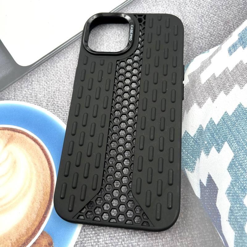 قاب گوشی iPhone 15 آیفون Honeycomb Case سیلیکونی طرح کندویی لنز برجسته ضد ضربه مشکی کد 707557 - Image 2