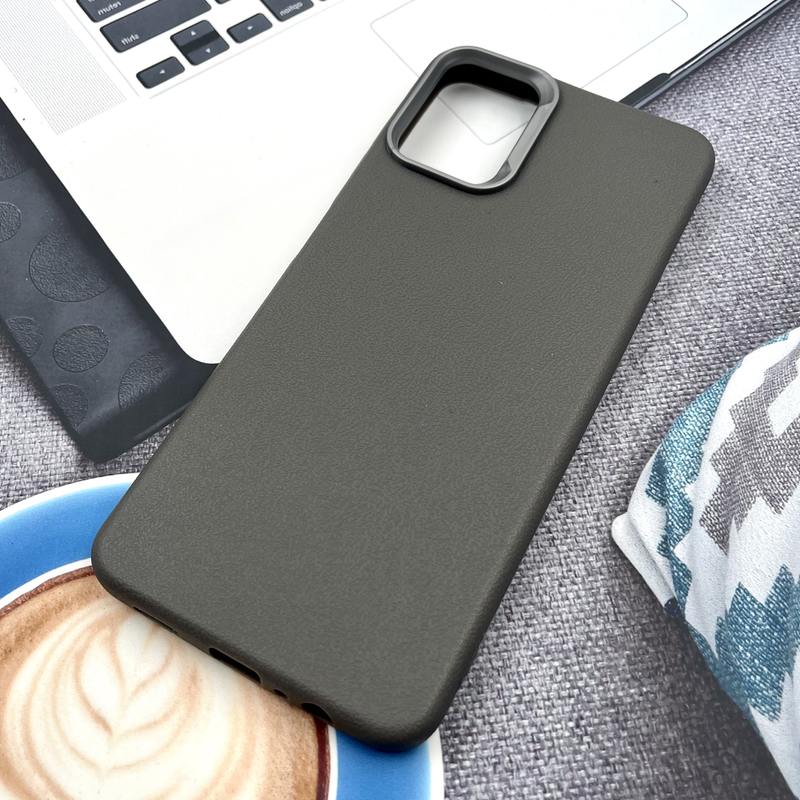قاب گوشی Galaxy A06 سامسونگ Texture سیلیکونی Leather Case لنز کرومی تیتانیوم کد 741513 - Image 2