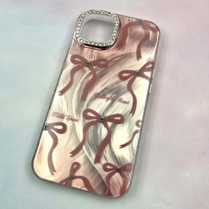قاب گوشی iPhone 13 / iphone 14 آیفون Brush Case اطلسی طرح فانتزی پاپیون لنز الماسی برجسته کد 809010 - Image 2