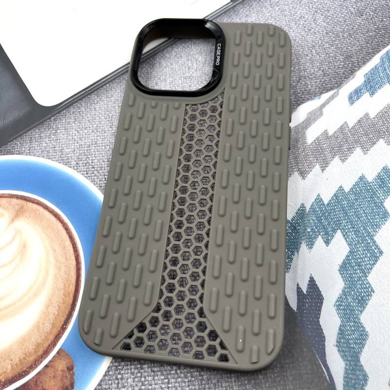 قاب گوشی iPhone 16 Pro Max آیفون Honeycomb Case سیلیکونی طرح کندویی لنز برجسته ضد ضربه تیتانیوم کد 824683 - Image 2