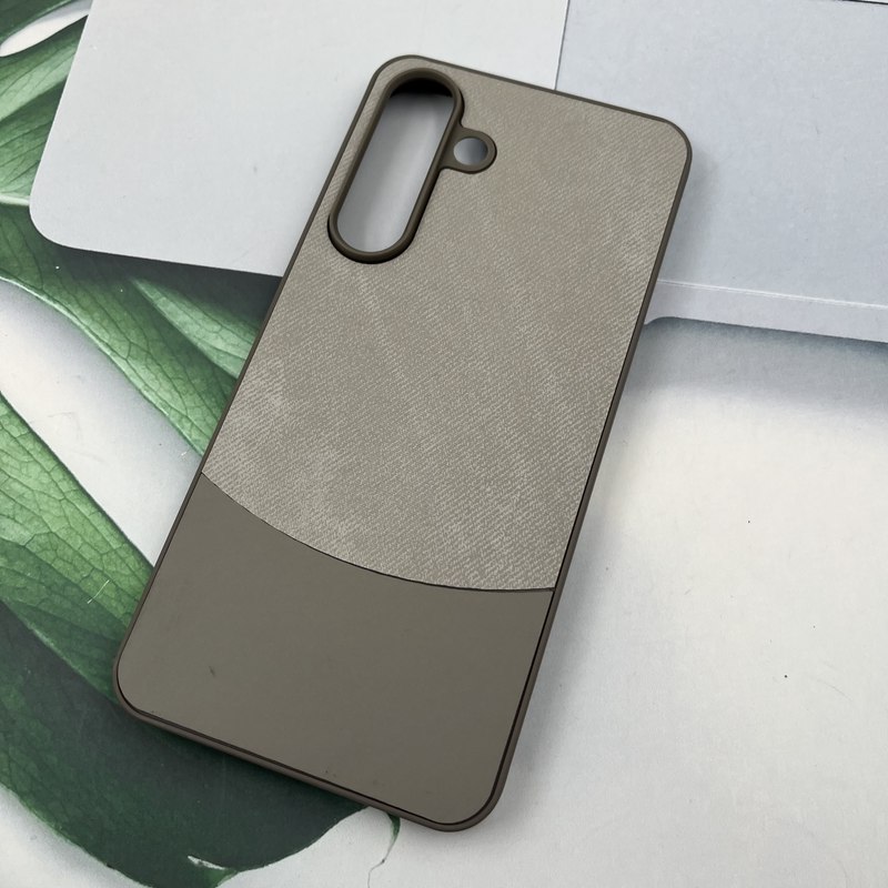 قاب گوشی Galaxy S25 FE سامسونگ Velvet Cover چرم مخملی کلاسیک Sof طوسی کد 752304 - Image 2