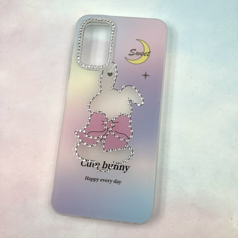 قاب گوشی Galaxy A13 4G / Galaxy A04S سامسونگ Crystal Case لنز نگین دار الماسی پاستلی مات عروسکی طرح خرگوش کد 780343 - Image 2